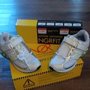 New No Gym Required Fitness Shoes Womens Size 8